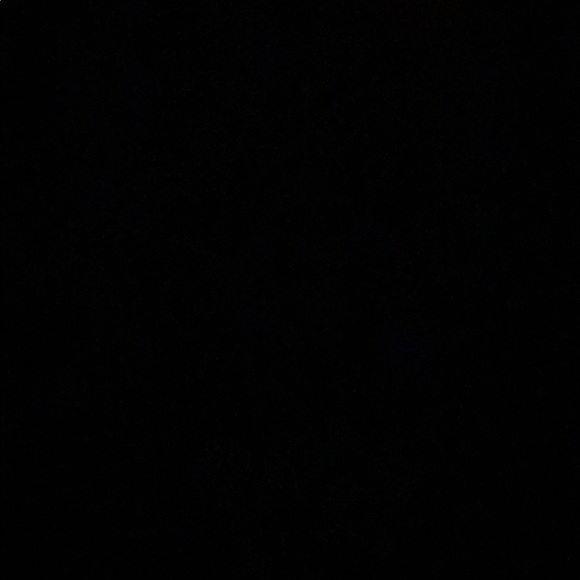 Meet your Posher, Gabriela - Picture 1 of 1